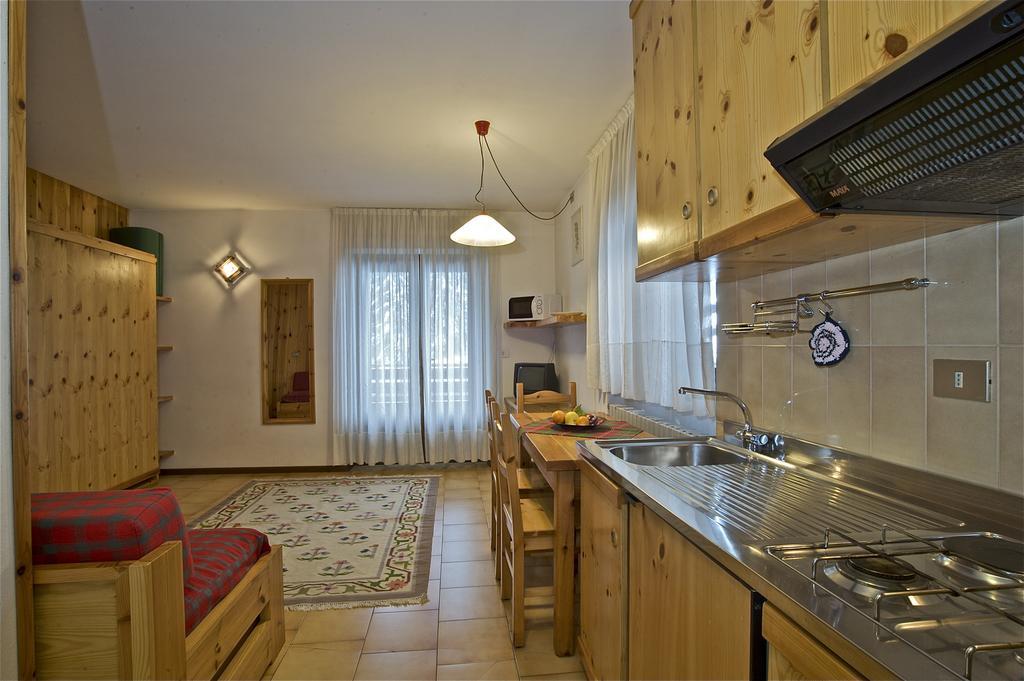 סנטה קתרינה ואלפורבה Residence Raffaella חדר תמונה