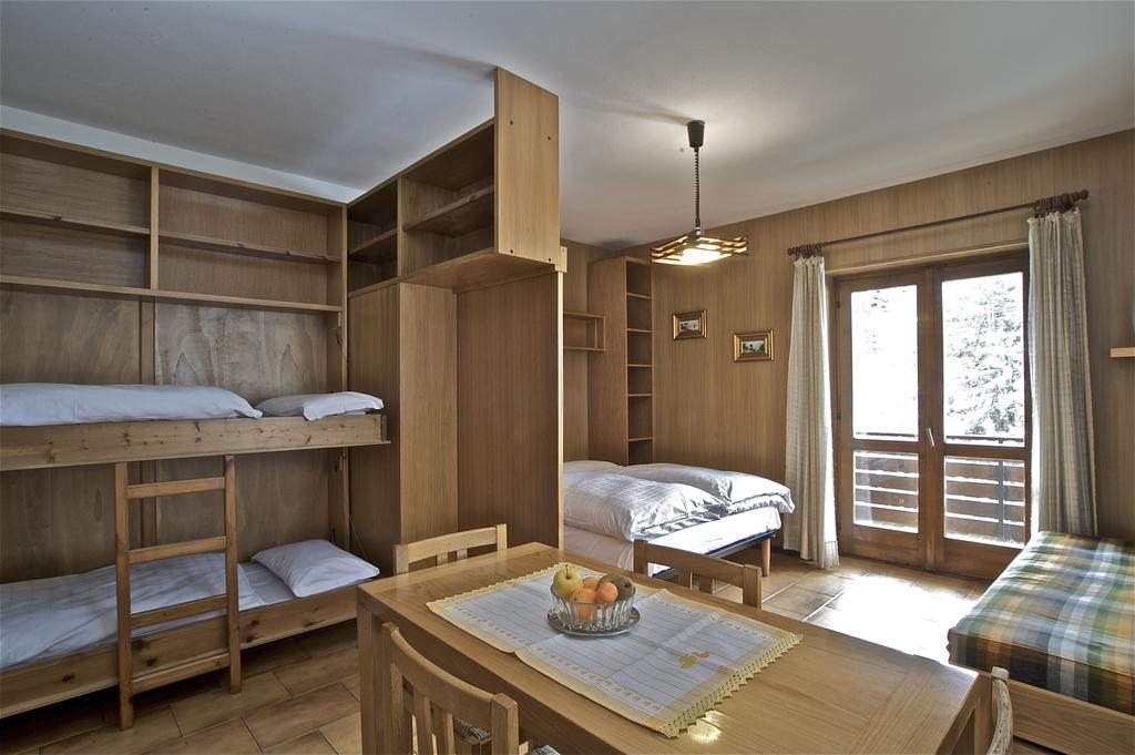 סנטה קתרינה ואלפורבה Residence Raffaella מראה חיצוני תמונה